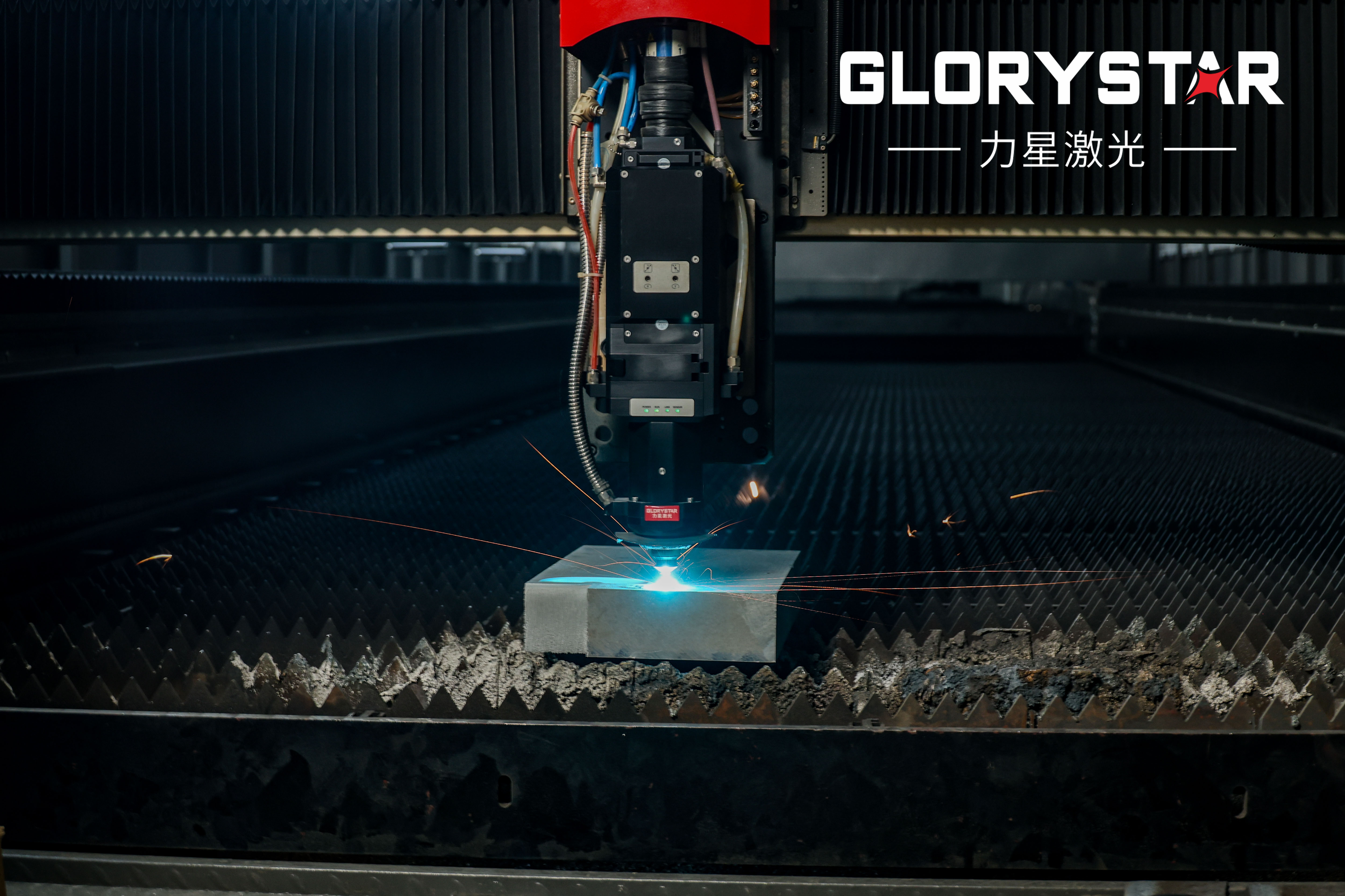 激光切割機使用輔助氣體空氣切割碳鋼的工藝優化技巧 激光切割機使用輔助氣體空氣切割碳鋼的工藝優化技巧