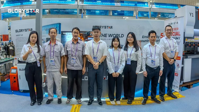 秋季廣交會現(xiàn)場首日流量爆滿!力星激光科技盛宴攬獲海內(nèi)外友人一致好評! 秋季廣交會現(xiàn)場首日流量爆滿!力星激光科技盛宴攬獲海內(nèi)外友人一致好評!